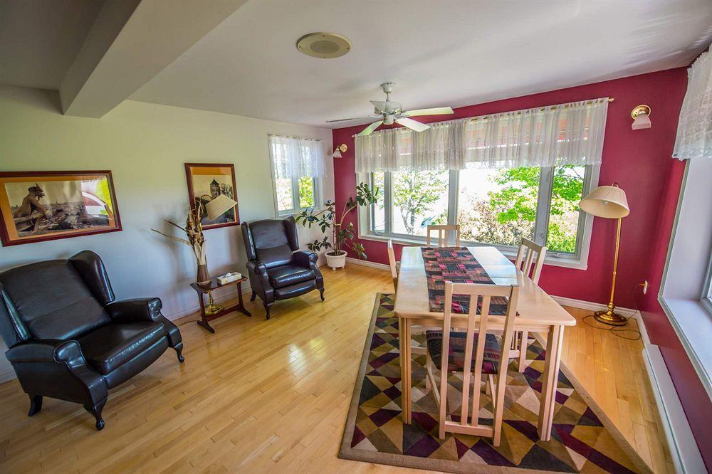 Auberge La Courtepointe Petite-Riviere-Saint-Francois Zewnętrze zdjęcie